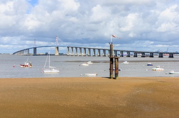Den store bro over Loirefloden til Saint-Nazaire, Bretagne Frankrig