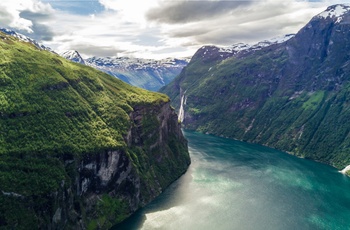 Geirangerfjorden i Norge - Klassisk udsigt til fjorden