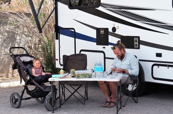 hygge ved autocamper, nicolaj og stephanie, usa vestkyst