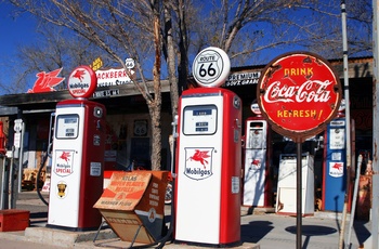 Klassisk tankstation på Route 66, USA
