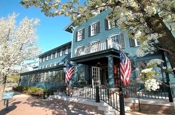 The Sherwood Inn