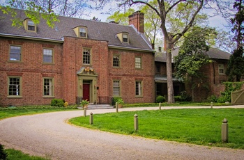 Great Oak Manor