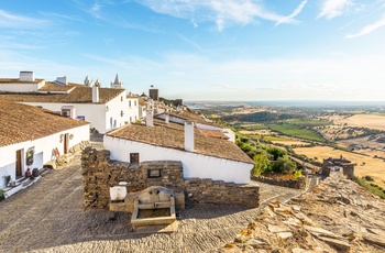 Middelalderbyen Monsaraz i Portugal