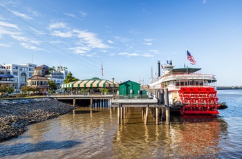 Hjuldamper på Mississippi floden i New Orleans