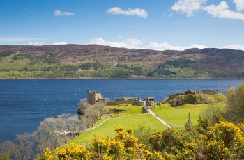 Loch Ness og Urquhart Castle - Skotland