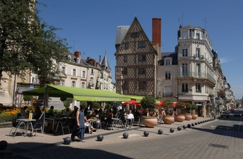 Angers Place, Sainte Croix, Frankrig