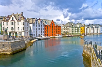 Ålesund på en sommerdag, Norge