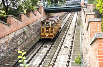 Budapest - funicular eller kabelbane til Buda Castle - Ungarn