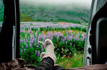 Autocamper i Island - hygge med varme uldsokker