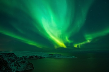 Knivskjellodden ved Nordkap - nordlys om vinteren