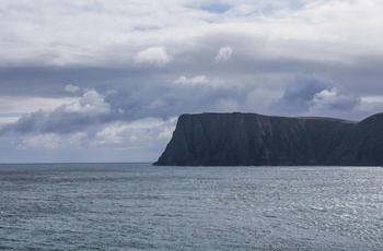 Knivskjellodden ved Nordkap - udsigt til Nordkapplateauet 4 km mod øst