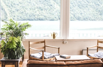 Dagligstuen på Fjærland Fjordstove Hotel