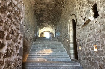 Klostergange på Mont Saint-Michel i Normandiet, Frankrig