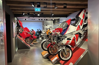 PS. SPEICHER i Einbeck. Bilmuseum, MC-museum og mobilitetsmuseum