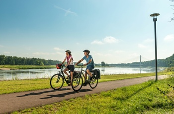 På cykel på Elberadweg - © Magdeburger Tourismusverband Elbe-Börde-Heide e.V., Dominik Ketz