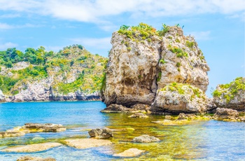 Klipper ved Isola Bella i Taormina 