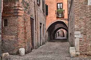 Middelaldergade i Ferrara