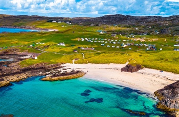 Oplev Skotland i en autocamper - campingplads med smuk udsigt og strand