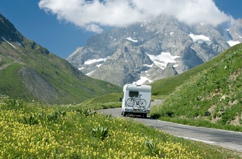 Oplev Tour de France i en autocamper - du kan sagtens køre med en autocamper i bjergene