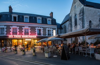 Relais des Trois Châteaux, Les Collectionneurs