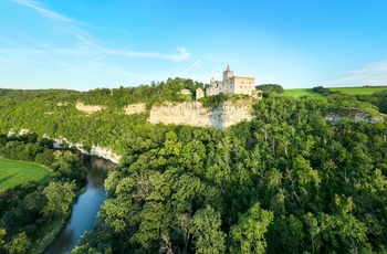 Foto: Rudelsburg borgruin ved Bad Kösen i Sachsen-Anhalt - © Investitions- und Marketinggesellschaft Sachsen-Anhalt mbH, Alf Maron