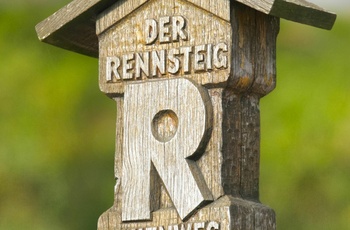 Cykelruten Rennsteig-Radweg i Thüringen - © FDM Travel / Adobe Stock