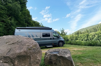 Biolog og naturformidler Vicky Knudsen på autocamper-tur i Schwarzwald
